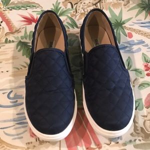 Steve Madden slip on sneaker